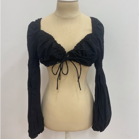 Black Long Sleeve Crop Top - Picture 1 of 3